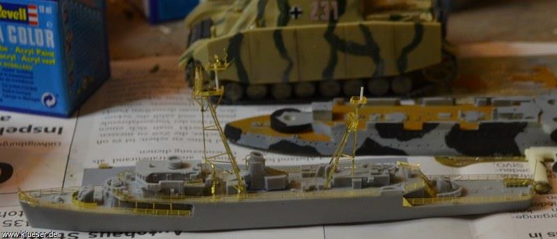 HQ-4 Trần Khánh Dư ex USS DER-334 Forster