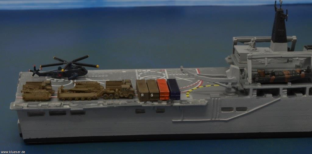 HMS Albion L14 LPD, Sea King HAS 1/700, US Support Set 1/700