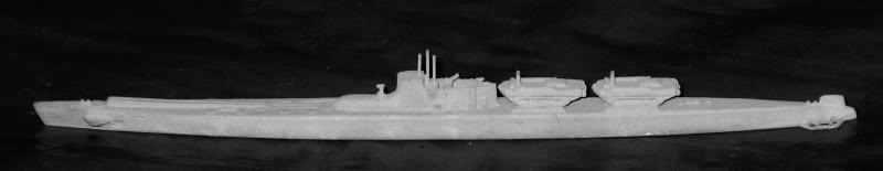 I-58 IJN mit Amphibienpanzern