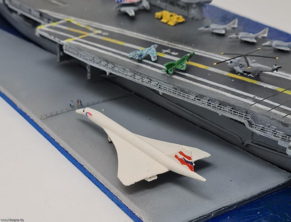 Concorde 1/700, Sea King SH-3 1/700, USS Intrepid CV-11 w/ angle deck 1972