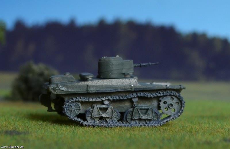 T-37 Amphibious Tank