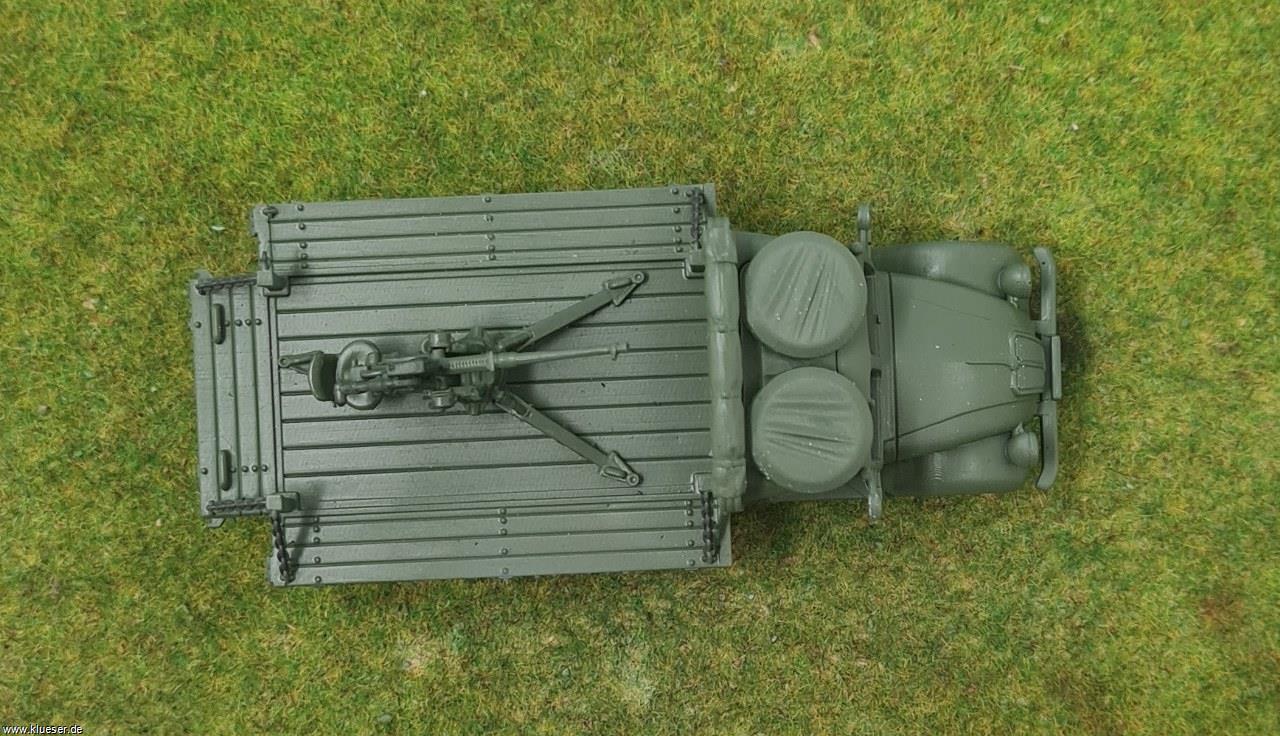 Tatra 82 6x6 w/ 20mm vz. 36